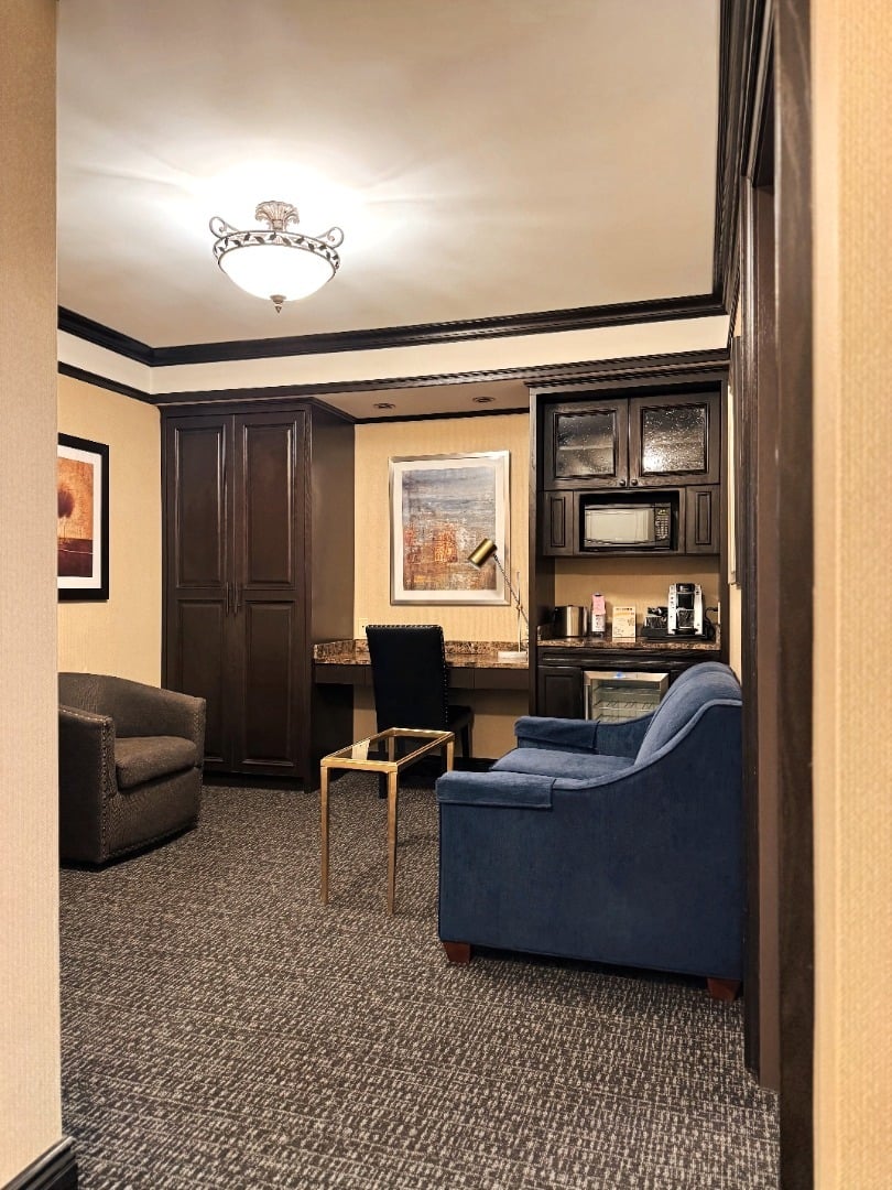 Family Suite 2